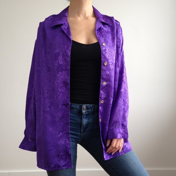 H.E.R - Beautiful Silky Purple Oversized Blouse - Picture 6 of 13